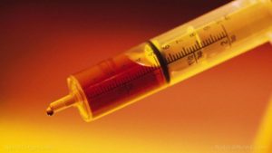 Close-Up-Syringe-Vaccine
